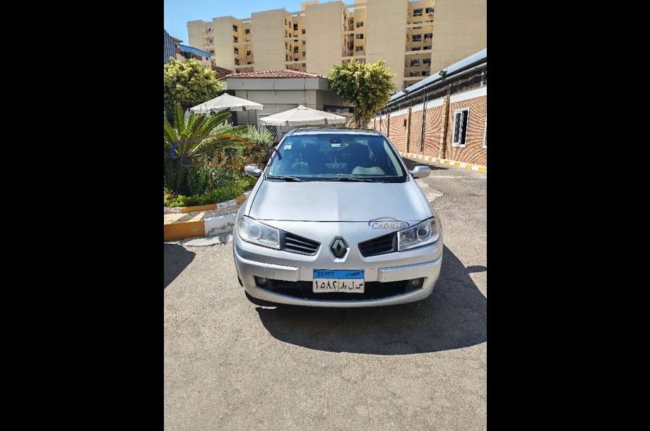 Megane Renault Silver