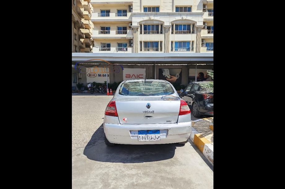 Megane Renault Silver