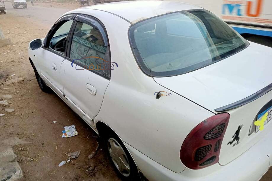 Lanos Chevrolet White