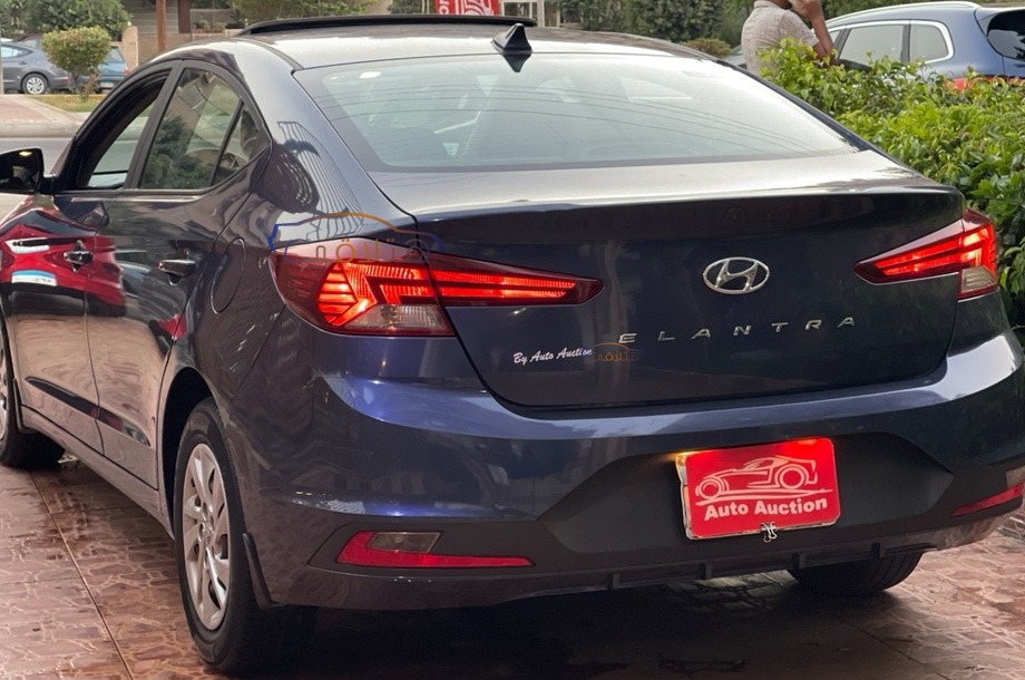 Elantra AD Hyundai Dark blue