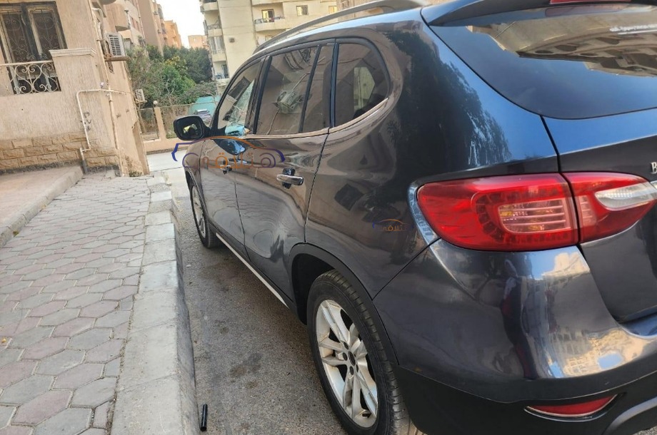 V5 Brilliance أسود