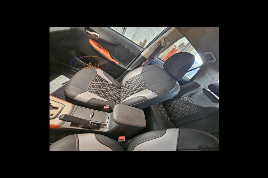 Corolla Toyota رمادي