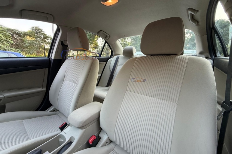 Lancer EX Shark Mitsubishi أبيض