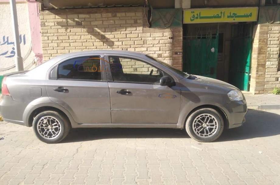 Aveo Chevrolet Silver