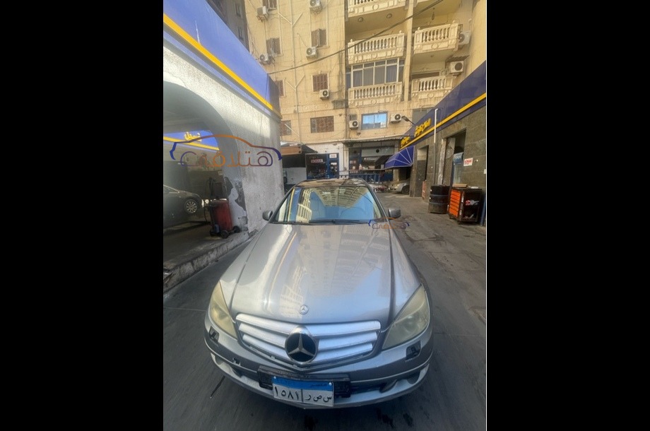 C 180 Mercedes Dark grey