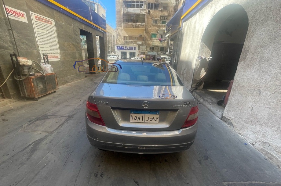 C 180 Mercedes Dark grey