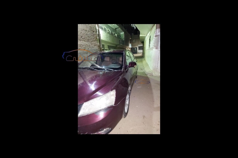 Emgrand 7 Geely احمر غامق