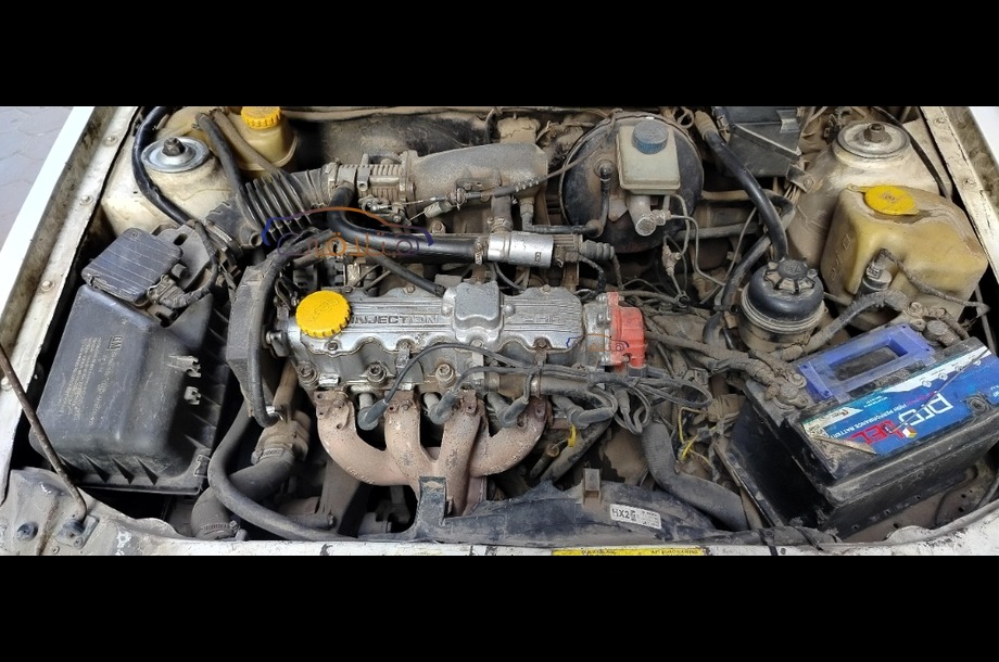 Vectra Opel أبيض