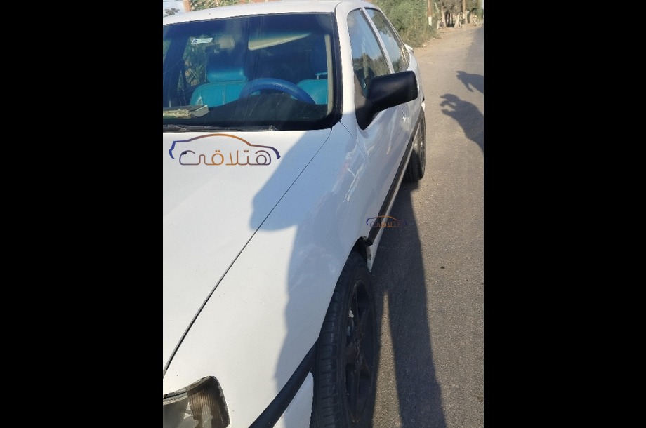 Vectra Opel أبيض