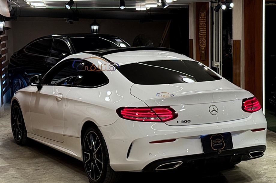 C 300 Mercedes White