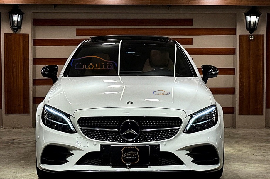 C 300 Mercedes White