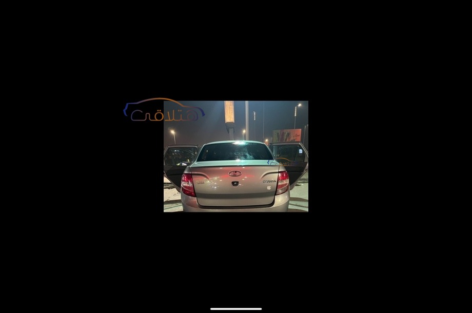 Granta Lada رمادي