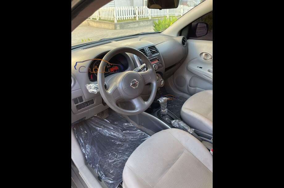 Sunny Nissan موكا