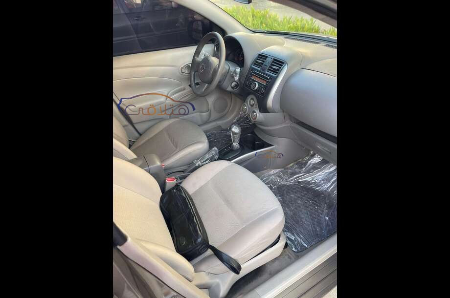 Sunny Nissan موكا