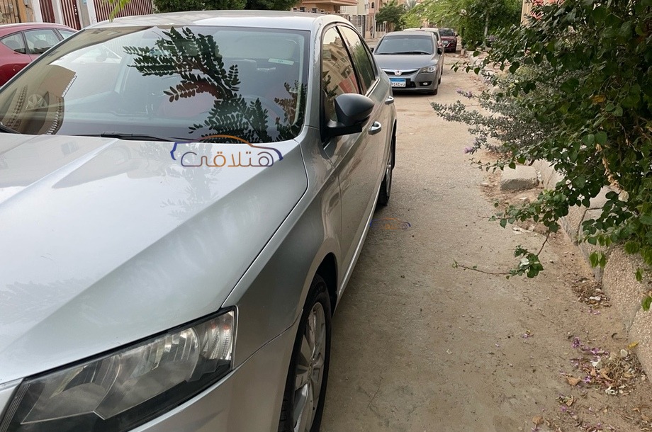 Octavia A7 Skoda فضي