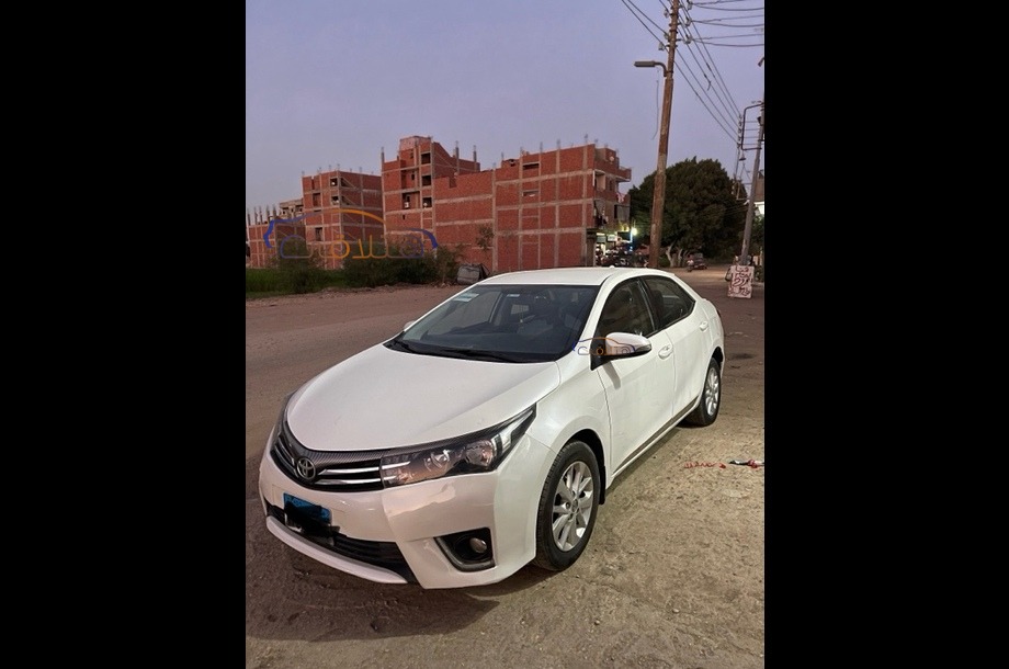 Corolla Toyota White