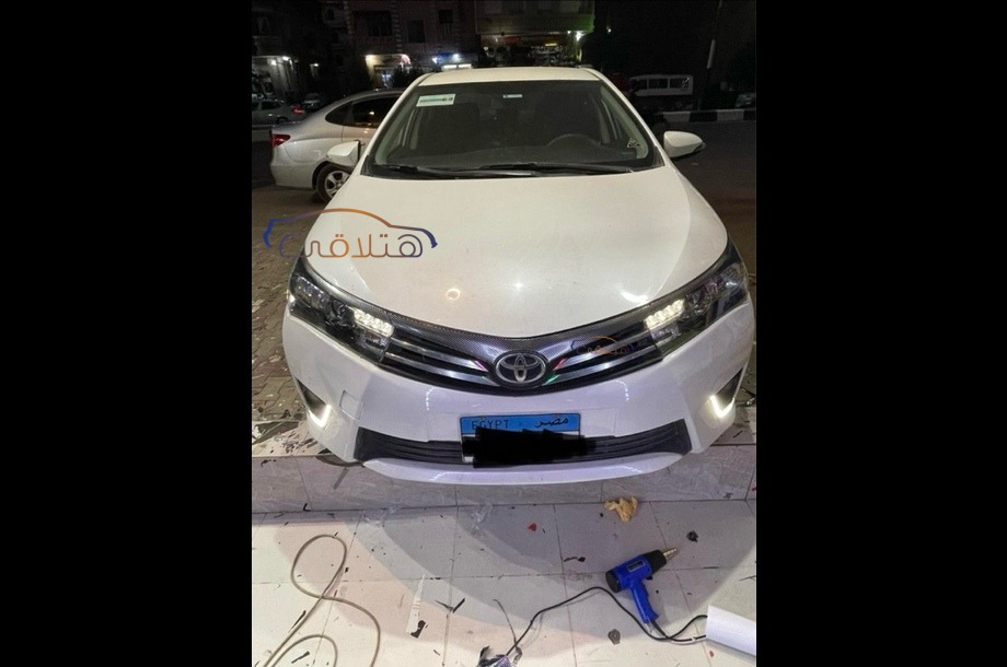 Corolla Toyota White