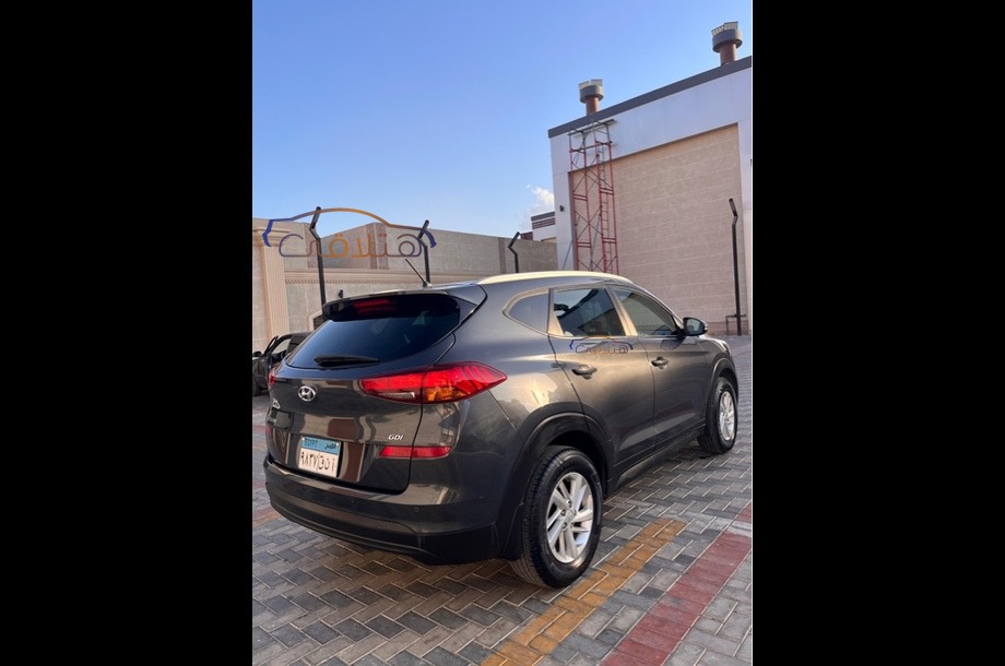 Tucson Hyundai Dark grey