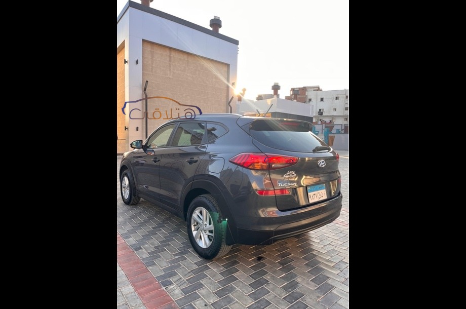 Tucson Hyundai Dark grey