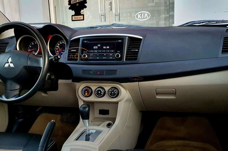 Lancer EX Shark Mitsubishi Champagne