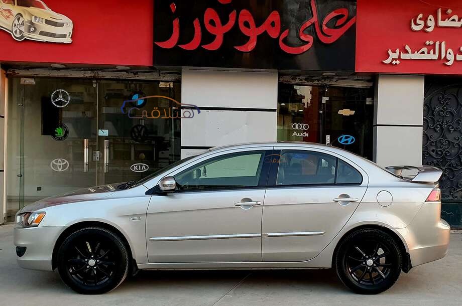 Lancer EX Shark Mitsubishi Champagne