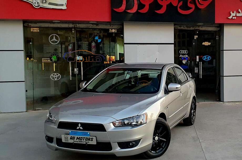 Lancer EX Shark Mitsubishi Champagne