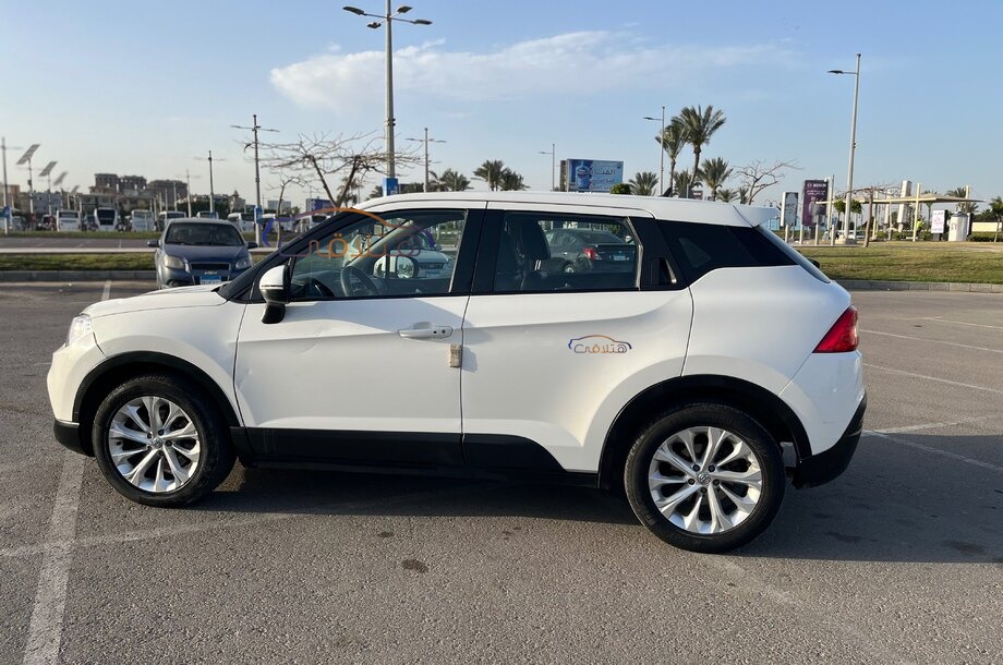 V3 Brilliance أبيض