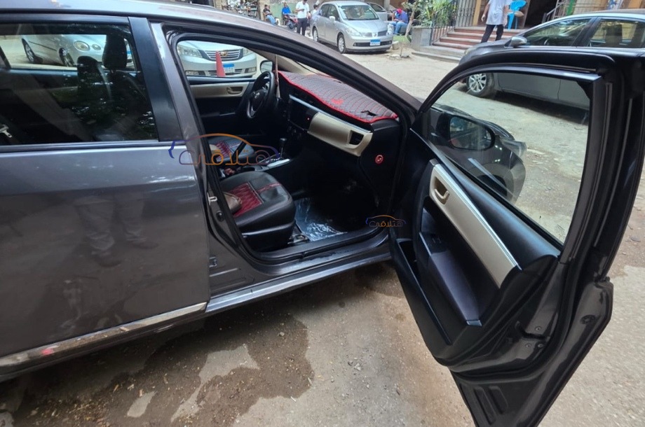 Corolla Toyota رمادي