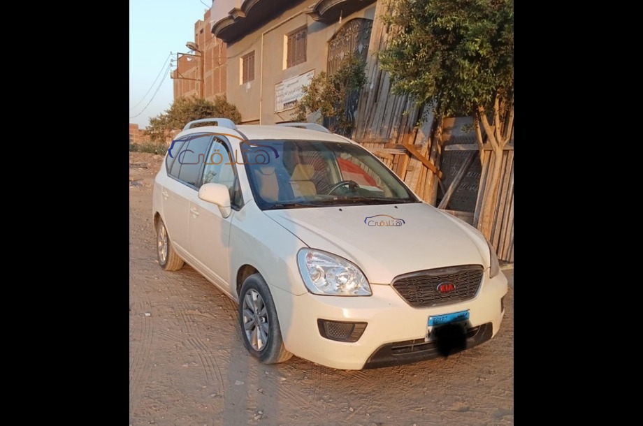 Carens Kia بيج