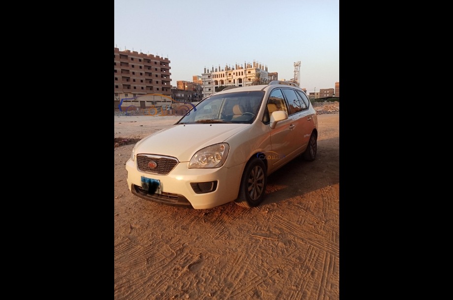 Carens Kia بيج