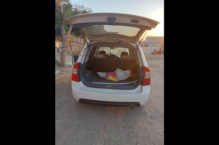 Carens Kia بيج