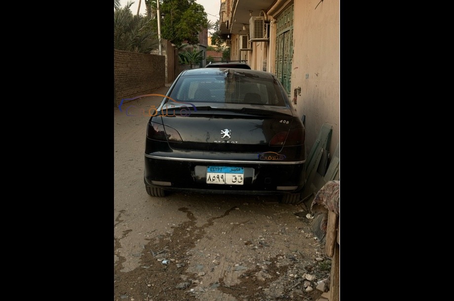 408 Peugeot أسود