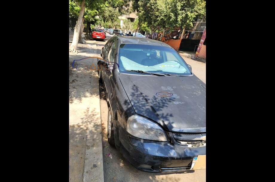 Optra Chevrolet أسود