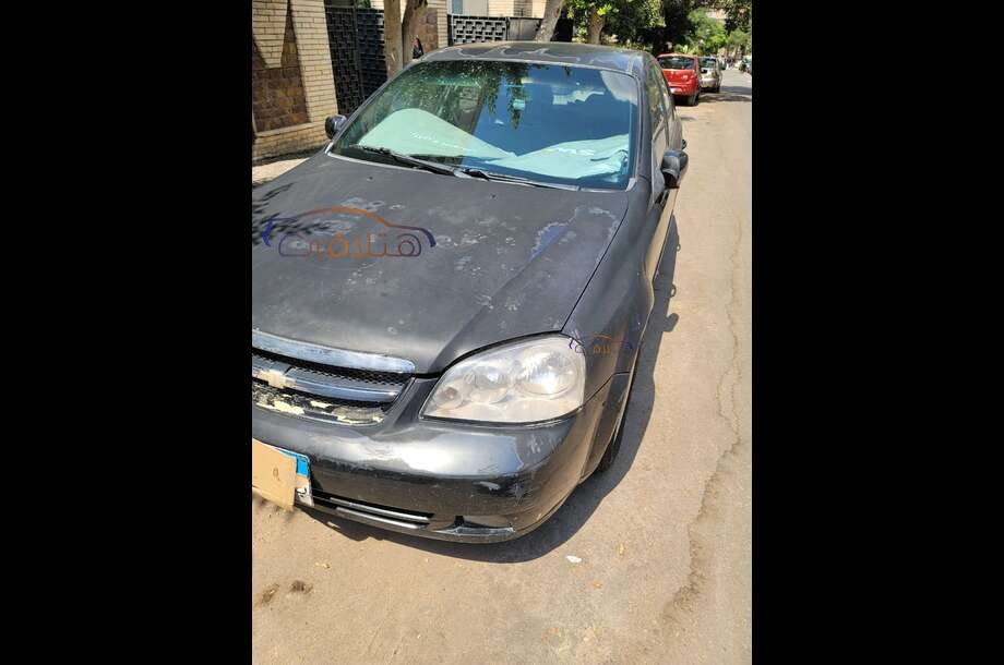 Optra Chevrolet أسود