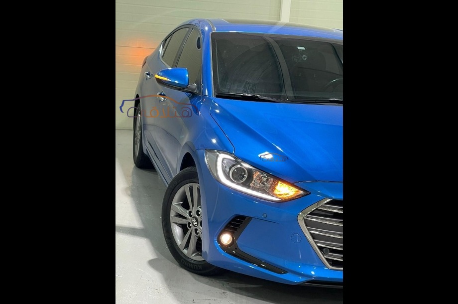 Elantra AD Hyundai أزرق