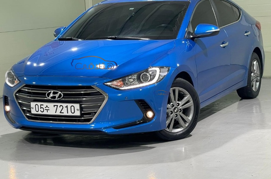 Elantra AD Hyundai أزرق