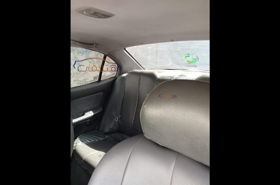 Avante Hyundai فضي