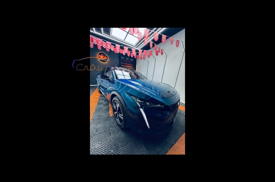 408 Peugeot أزرق