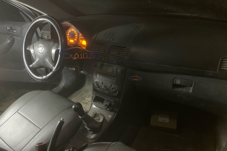 Avensis Toyota Black