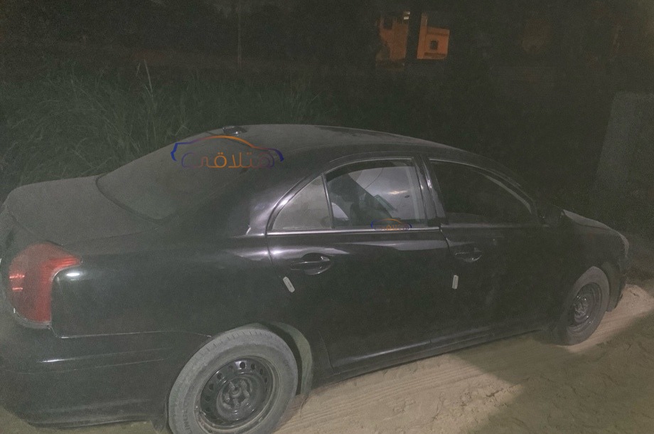 Avensis Toyota Black