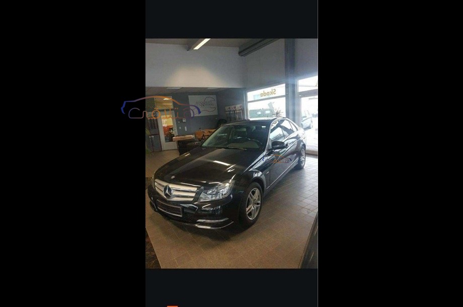 C 180 Mercedes Black