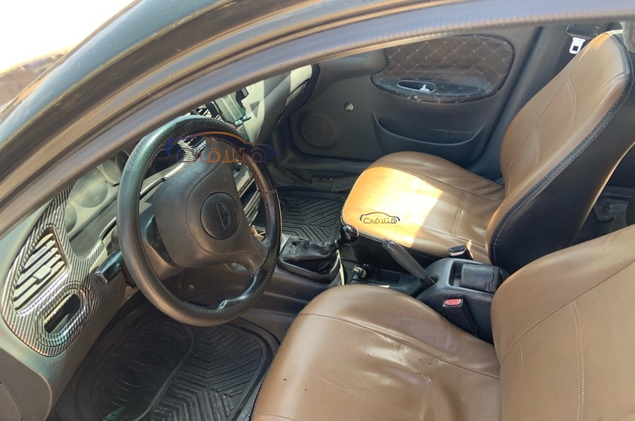 Lanos Daewoo أخضر