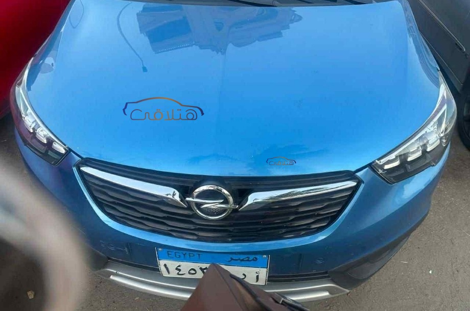 Crossland Opel أزرق