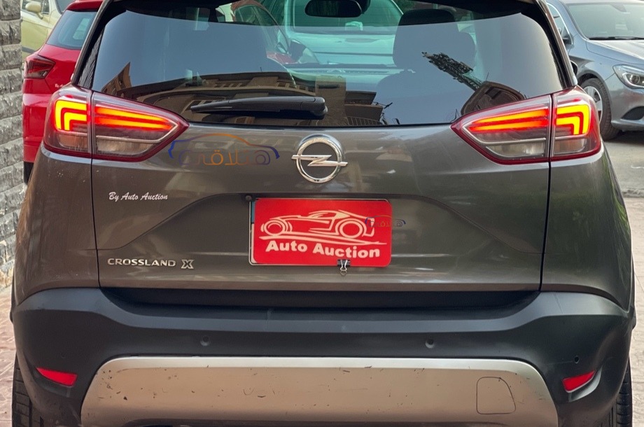 Crossland Opel رمادي