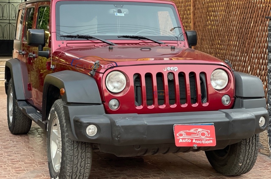 Wrangler Jeep احمر غامق