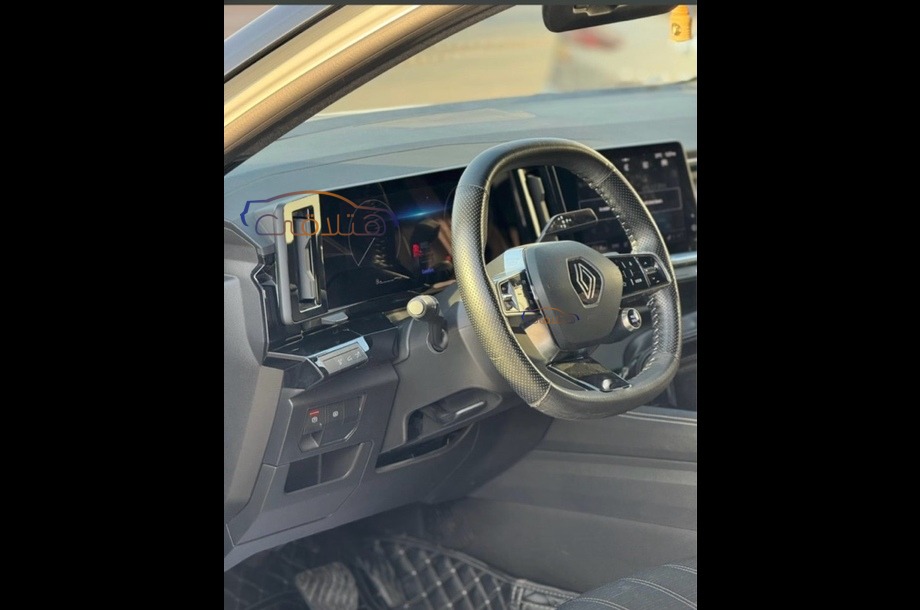 Austral Renault أبيض