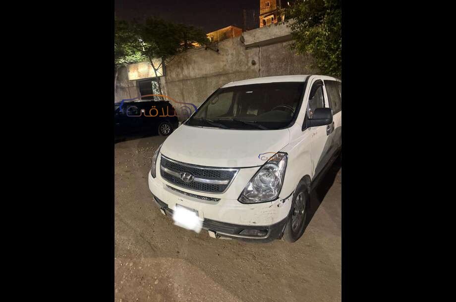 H1 Hyundai أبيض