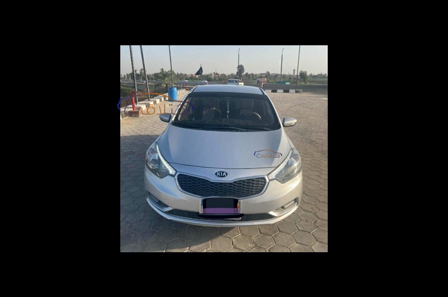Cerato Kia فضي