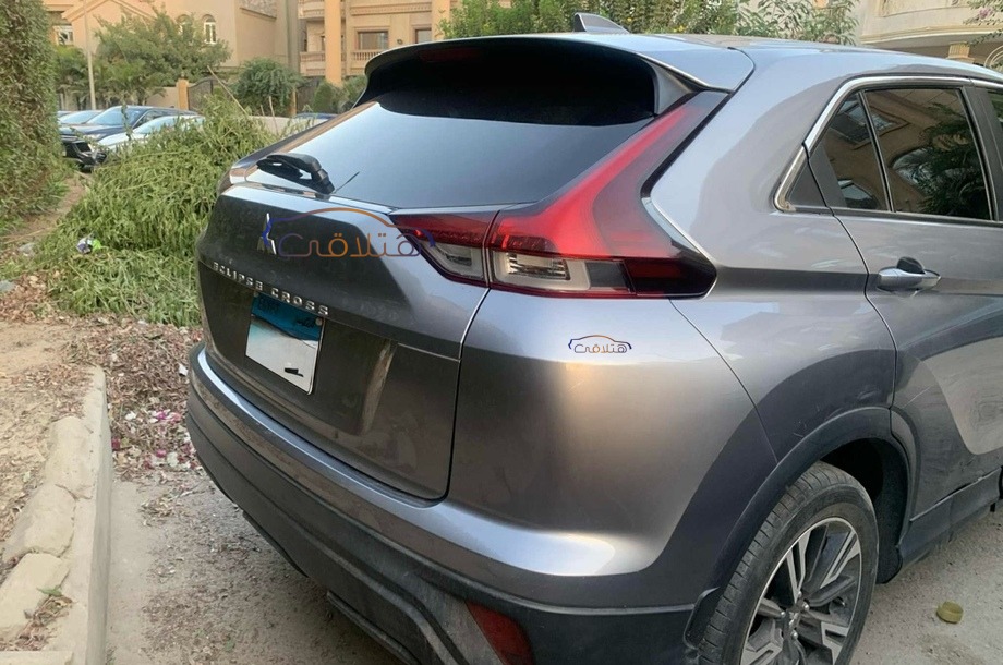 Eclipse Cross Mitsubishi برونزي