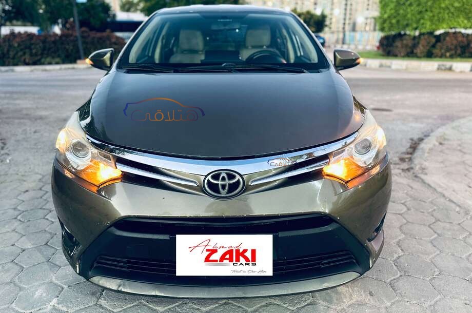 Yaris Toyota Gold